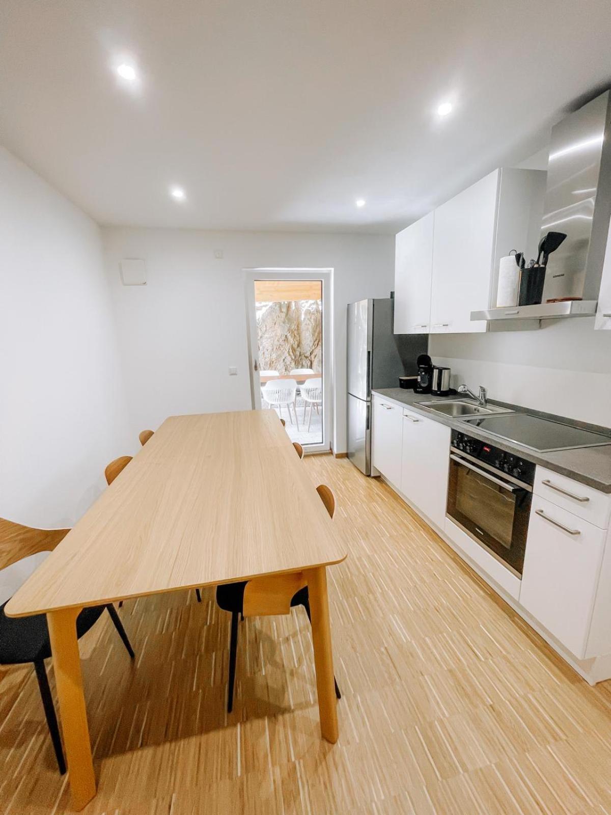 Doreyhome P3 - Modernes Charmantes Apartment Pasov Exteriér fotografie